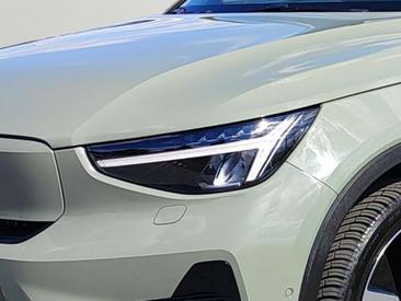 Volvo C40 Coupé SUV — photo 9