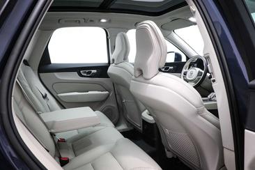 Volvo XC60 T6 Recharge AWD — photo 13