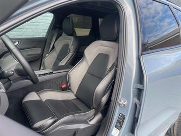 Volvo XC60 T8 Recharge AWD — photo 11