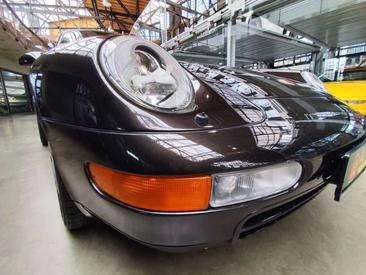Porsche 911 Carrera 4S — photo 8