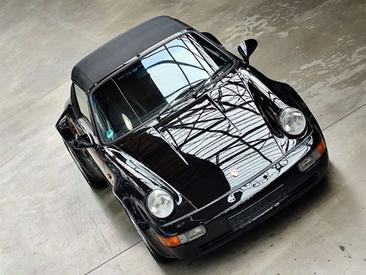 Porsche 911 Carrera 4 — photo 3