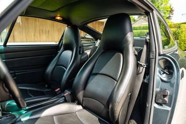 Porsche 911 Carrera — photo 28