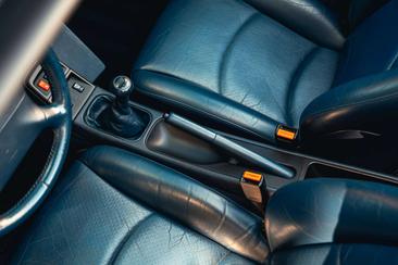 Porsche 911 Cabriolet Carrera — photo 5