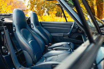 Porsche 911 Cabriolet Carrera — photo 14