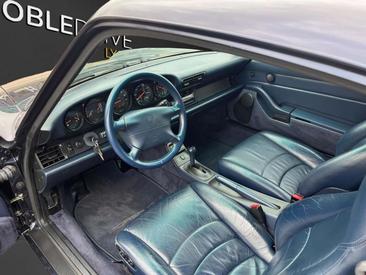 Porsche 911 Carrera — photo 8