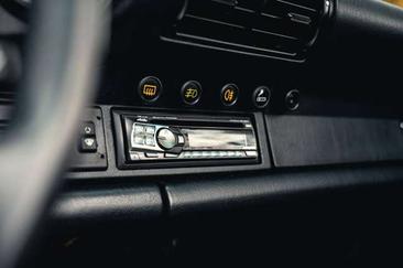 Porsche 911 Cabriolet Carrera 4 — photo 7