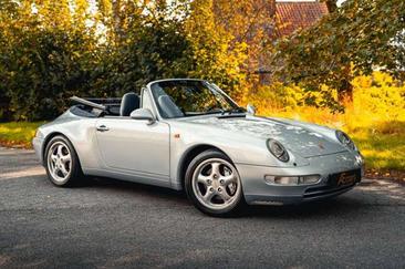 Porsche 911 Cabriolet Carrera 4 — photo 2