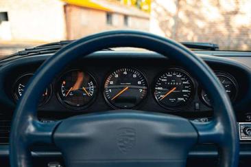 Porsche 911 Cabriolet Carrera — photo 12