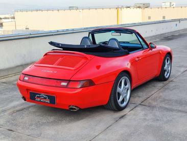 Porsche 911 Carrera 4S — photo 6
