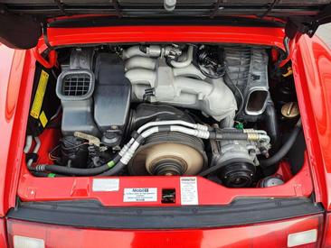 Porsche 911 Carrera 4S — photo 15