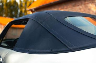 Porsche 911 Cabriolet Carrera 4 — photo 19