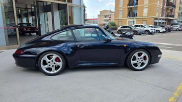 Porsche 911 Carrera 4S — photo 7