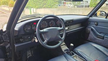 Porsche 911 Carrera 4S — photo 14