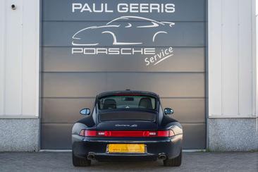 Porsche 911 Carrera 4S — photo 13