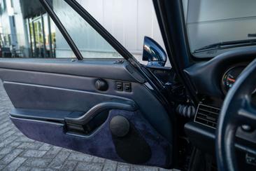 Porsche 911 Carrera 4S — photo 24