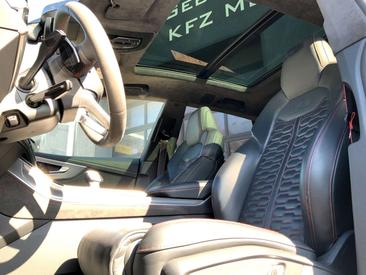 Audi RSQ8 — photo 11