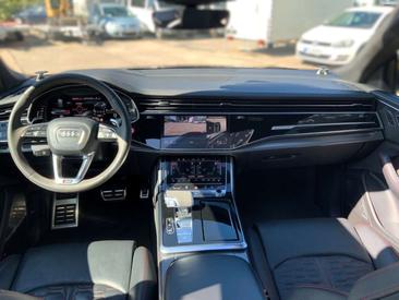 Audi RSQ8 — photo 13