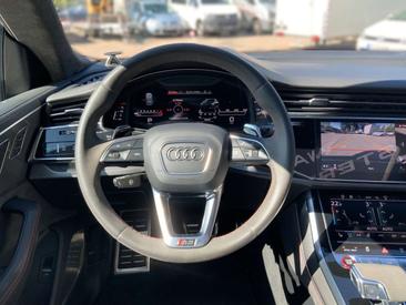 Audi RSQ8 — photo 14