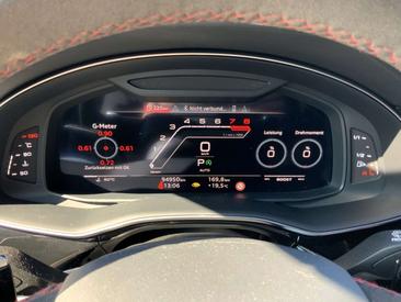 Audi RSQ8 — photo 15