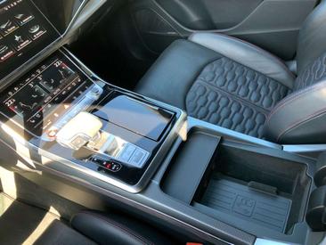 Audi RSQ8 — photo 32