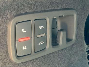 Audi RSQ8 — photo 38