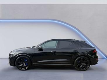 Audi RSQ8 — photo 2