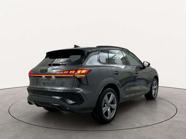 Audi Q3 35 TDI — photo 4