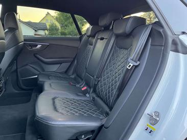 Audi Q8 50 TDI Quattro — photo 11