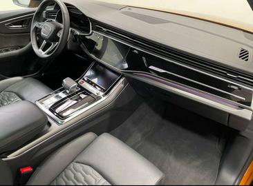Audi RSQ8 — photo 10