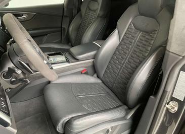 Audi RSQ8 — photo 12