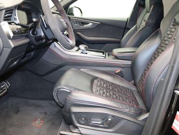 Audi RSQ8 — photo 13