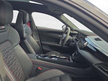 Audi E-tron GT Berline RS Performance Boost 620 KW — photo 4