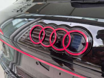 Audi Q3 Sportback 35 TDI — photo 9