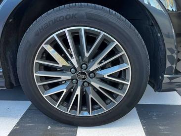 Audi Q3 35 TDI — photo 22