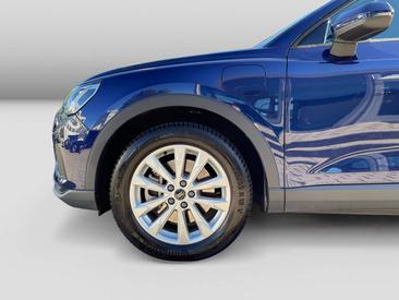 Audi Q3 TFSI E 45 E — photo 2