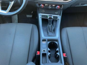 Audi Q3 TFSI E 45 E — photo 5