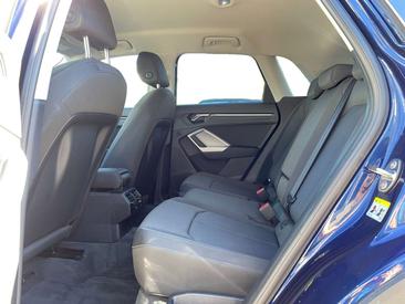 Audi Q3 TFSI E 45 E — photo 8
