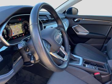 Audi Q3 TFSI E 45 E — photo 10