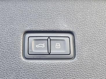 Audi Q8 50 TDI Quattro — photo 24