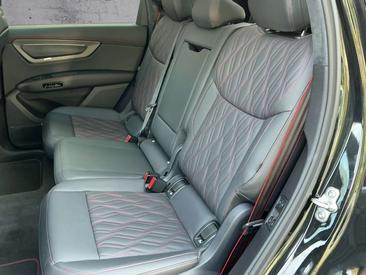 Audi Q7 S Line 30 TDI — photo 9