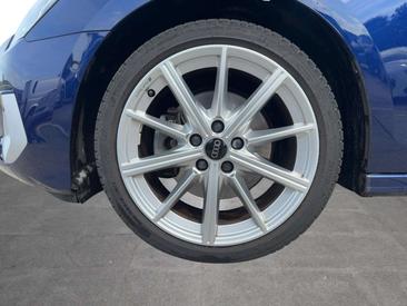 Audi A3 Advanced 40 TFSI E — photo 11