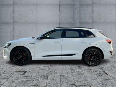 Audi Q8 E-tron S Line 55