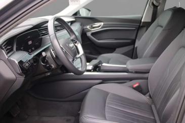 Audi Q8 Business Advanced 50 TDI — photo 5