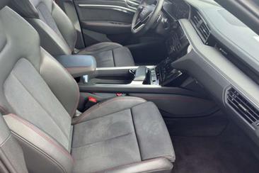 Audi Q8 S Line Edition 50 — photo 7