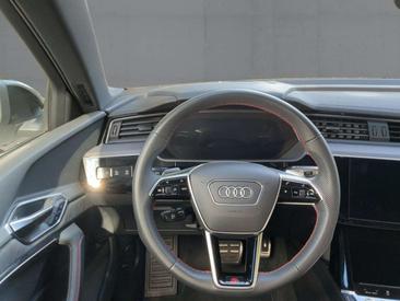 Audi Q8 E-tron S Line 55 — photo 9