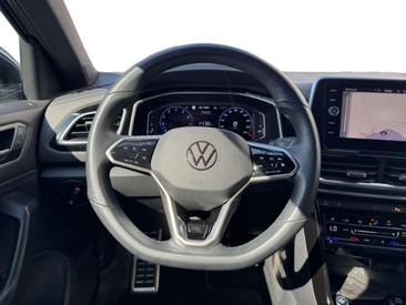 Volkswagen T-Roc 1.5 ETSI — photo 11