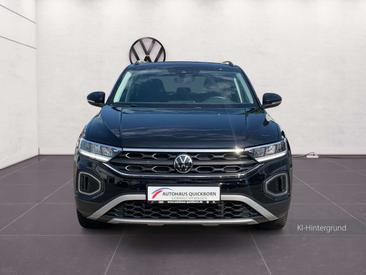 Volkswagen T-Roc 1.5 TSI — photo 2