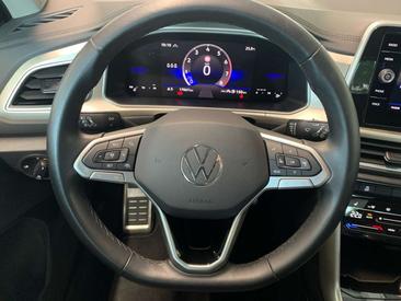 Volkswagen T-Roc 1.5 TSI — photo 10