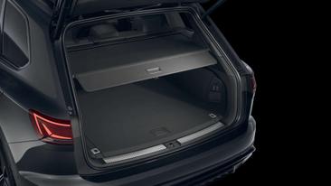 Volkswagen Touareg R EHybrid — photo 9