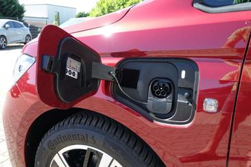 Volkswagen Caddy Van EHybrid — photo 5